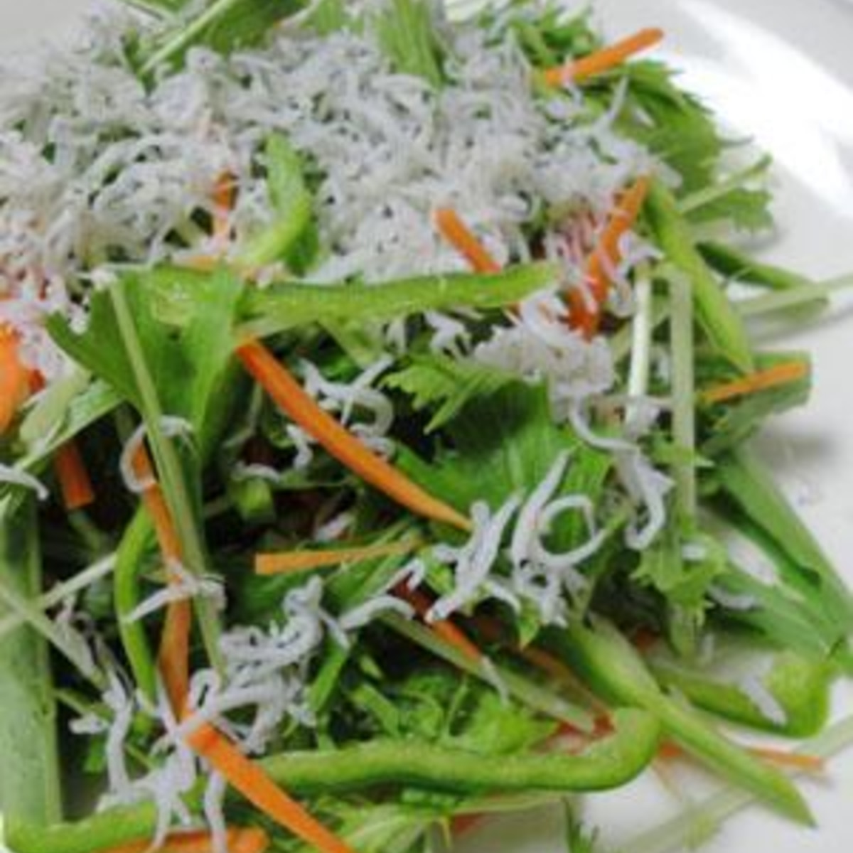切るだけ簡単 水菜としらすの生野菜サラダ レシピ 作り方 By Chocorin4649 楽天レシピ 切るだけ簡単 水菜としらすの生野菜サラダ レシピ 作り方 By Chocorin4649 楽天レシピ
